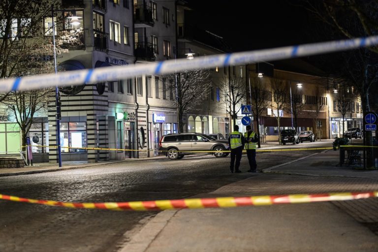 Σουηδία: Οκτώ τραυματίες σε επίθεση με μαχαίρι στη Βετλάντα