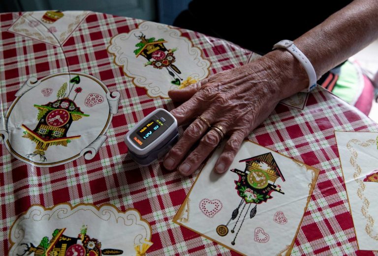 Νέες οδηγίες για διαχείριση και φροντίδα ασθενών ή κρουσμάτων Covid-19 στο σπίτι