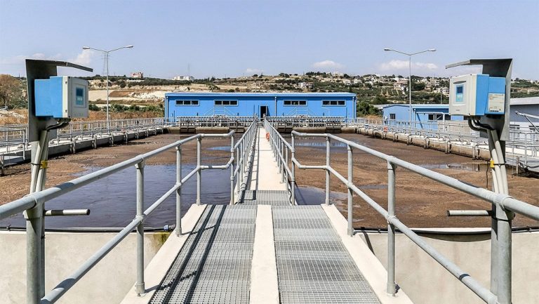 Ηράκλειο: Τρομακτική αύξηση του ιϊκού φορτίου SARS-CoV-2 στα λύματα