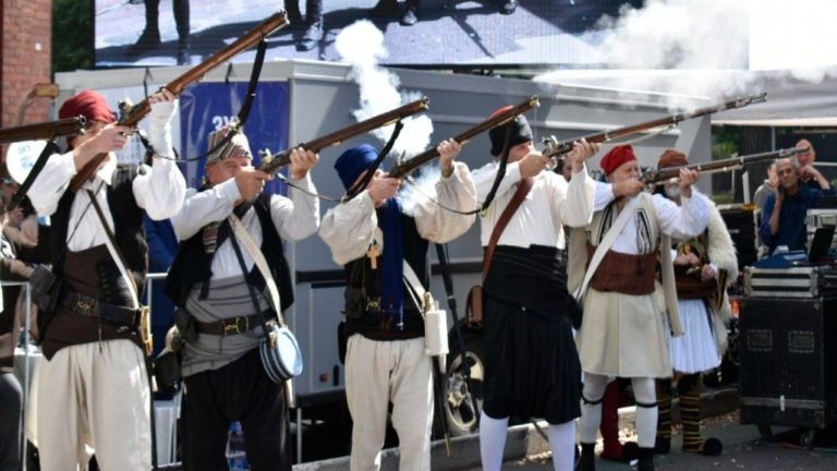 Μελβούρνη: Αναπαράσταση της Άλωσης της Τριπολιτσάς