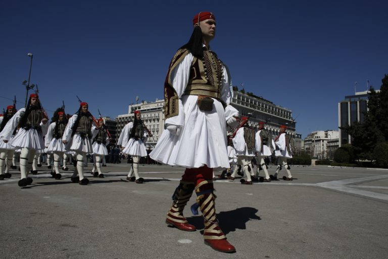 Πυρετώδεις προετοιμασίες για τον εορτασμό των 200 χρόνων από την επανάσταση του 1821 (video)