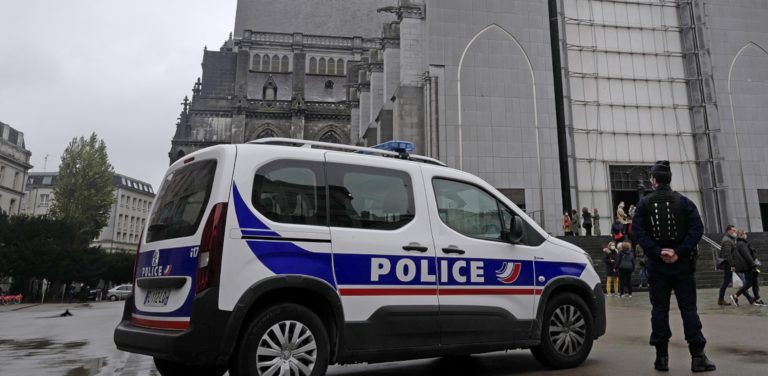 Γαλλία: Δύο άνδρες συνελήφθησαν για φόνο – Τους πρόδωσε ένα πριόνι