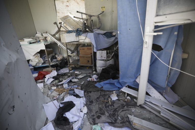 Συρία: Βομβαρδισμός νοσοκομείου στο Αταρίμπ – Τουλάχιστον 7 άμαχοι νεκροί