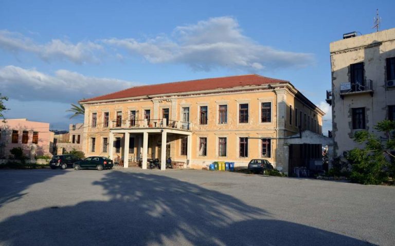 Ομόφωνη απόφαση της Κοινότητας Χανίων για τον λόφο Καστέλι