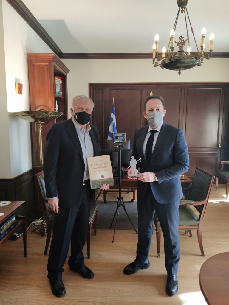 Στον αναπληρωτή υπουργό Εσωτερικών Στ. Πέτρα ο πρόεδρος της ΠΕΔ Θεσσαλίας Αθ. Νασιακόπουλος