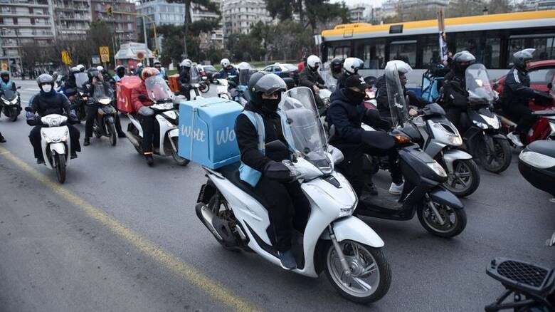 Επάγγελμα διανομέας: Κάθε μήνα καταγράφεται ένας νεκρός εν ώρα εργασίας – Δεκάδες οι κίνδυνοι που αντιμετωπίζουν