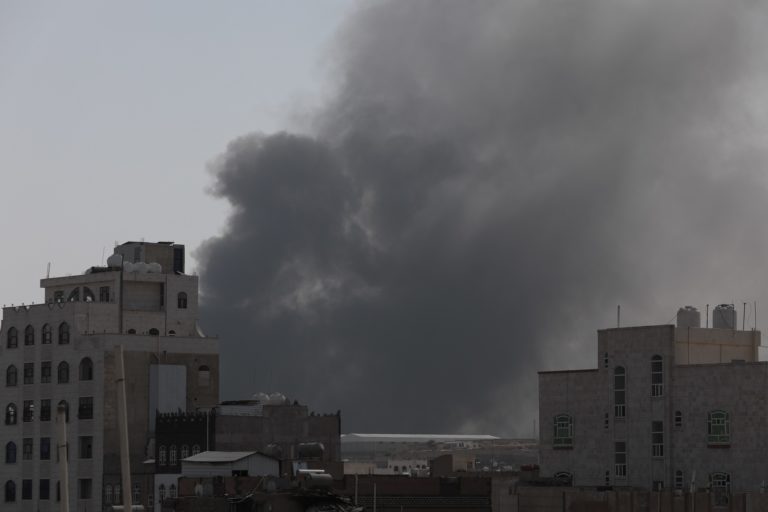Υεμένη: Στους 60 οι νεκροί από την πυρκαγιά σε κέντρο κράτησης μεταναστών