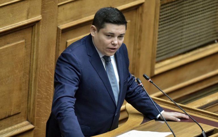 Λέσβος – Γ. Μπουρνούς: Τα νησιά δεν χρειάζονται νέες υπερδομές
