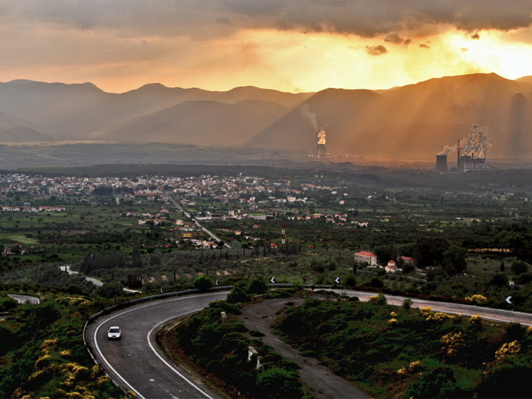 Στους κατοίκους της Μεγαλόπολης το 5% του φωτοβολταϊκού της ΔΕΗ