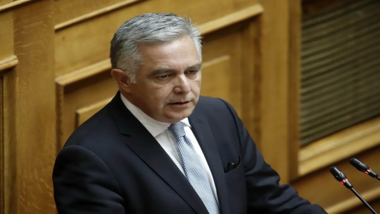 Covid-19: Δεν θα γίνουν μετακινήσεις στη Ρόδο για τους εμβολιασμούς κατοίκων από άλλα νησιά