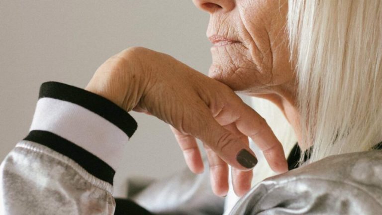 Θεσσαλονίκη: Γραμμή βοήθειας για την άνοια 1102