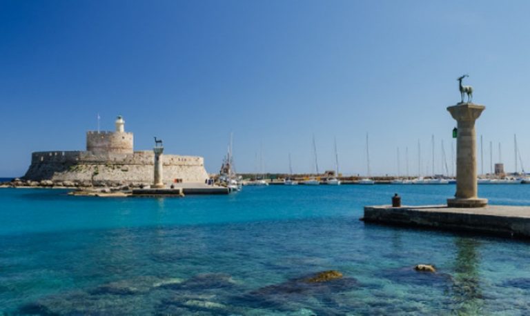 Ρόδος: Αντιδράσεις απο το Ολλανδικό “πείραμα” με τους 187 τουρίστες