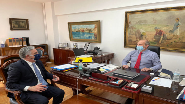 Η παραχώρηση Βάρης και Καλαμώνα στους στόχους Βασίλη Υψηλάντη και Περιφέρειας
