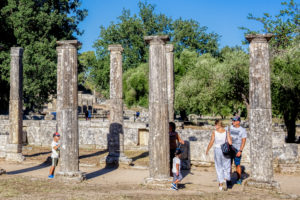 Θεοχάρης για το άνοιγμα του τουρισμού στις 14 Μαΐου: Καμία διάκριση προς τους ανεμβολίαστους