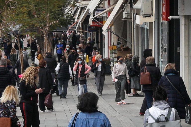 Αντιδράσεις για τις εξαγγελίες Σταϊκούρα: Μετά το καψόνι, ανεπαρκές επίδομα λέει ο ΣΥΡΙΖΑ (video)