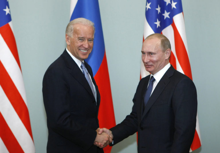 Ενδεχομένως τον Ιούνιο η σύνοδος κορυφής Μπάιντεν – Πούτιν