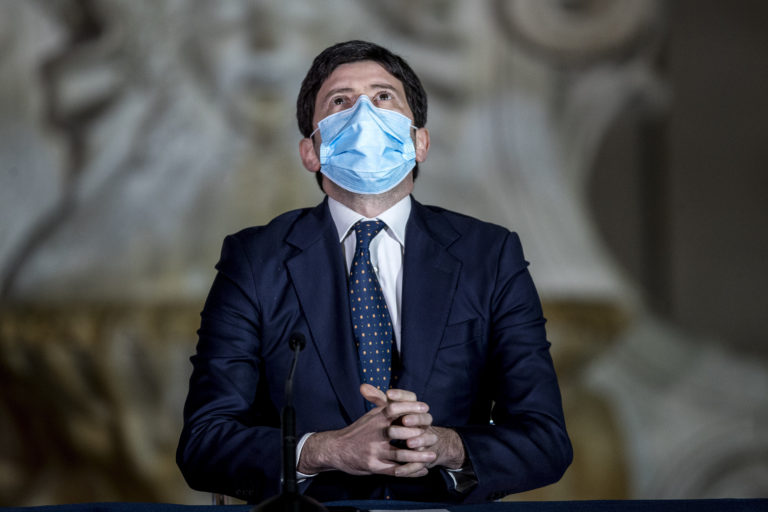 Ιταλία: Πρόταση μομφής κατά του υπουργού Υγείας