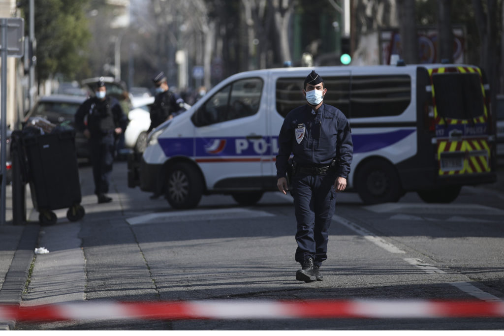 Γαλλία: Σύλληψη 5 γυναικών, μια εξ αυτών φέρεται να ετοίμαζε επίθεση σε εκκλησίες του Μονπελιέ