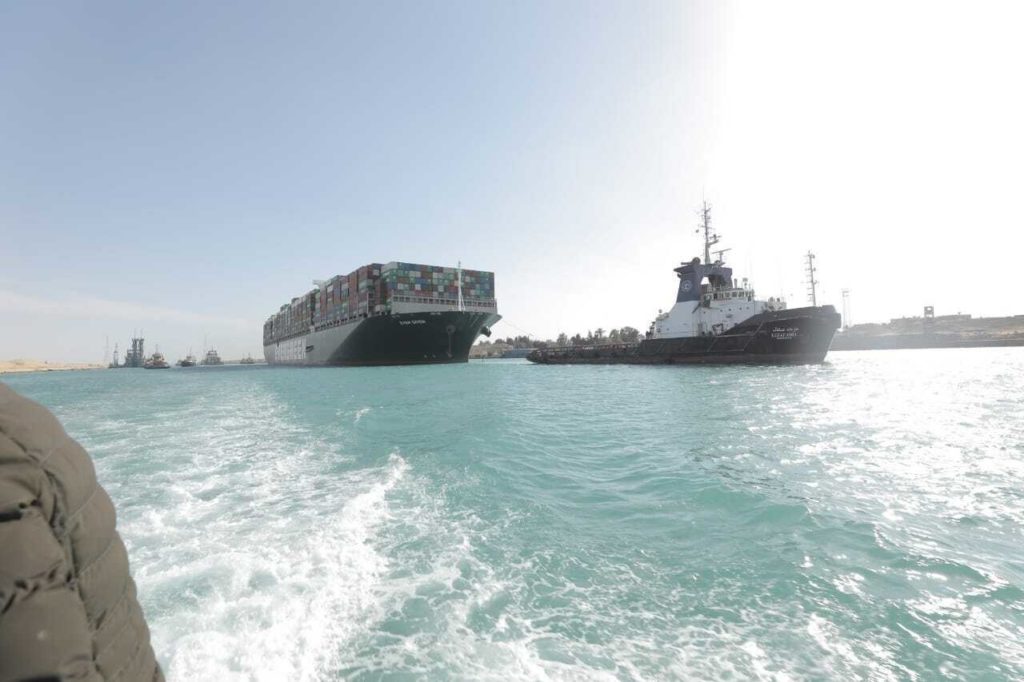 Αίγυπτος: Όλα τα «εγκλωβισμένα» πλοία πέρασαν τη Διώρυγα του Σουέζ
