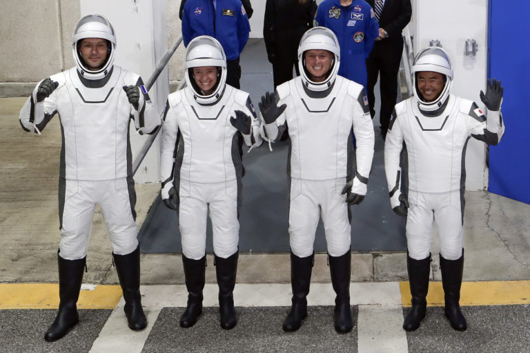 SpaceX: Έτοιμη για απογείωση η αποστολή προς τον διεθνή διαστημικό σταθμό