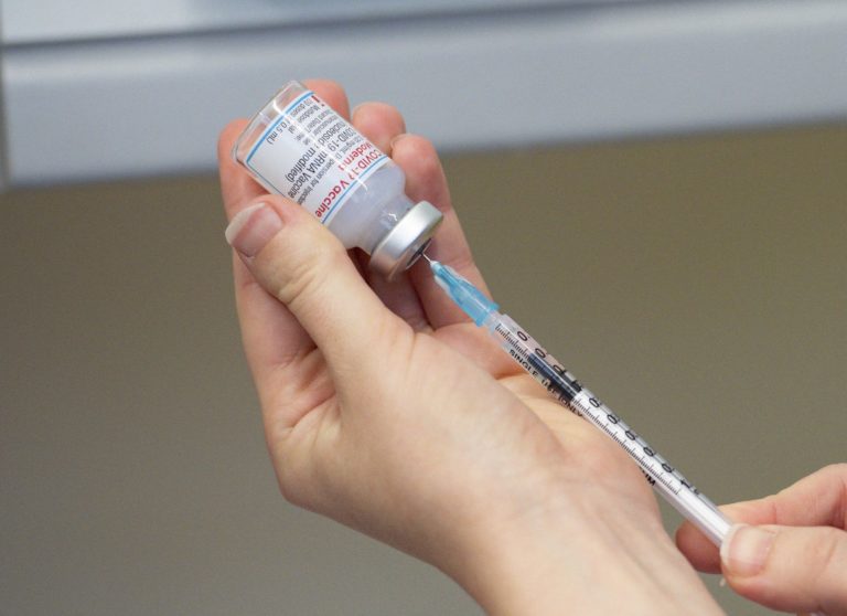Εμβόλιο Moderna: Εξάμηνη προστασία μετά τη χορήγηση της 2η δόσης αναφέρει η εταιρεία
