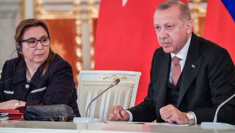 Τουρκία: Μίνι ανασχηματισμός “μέσα στη νύχτα”