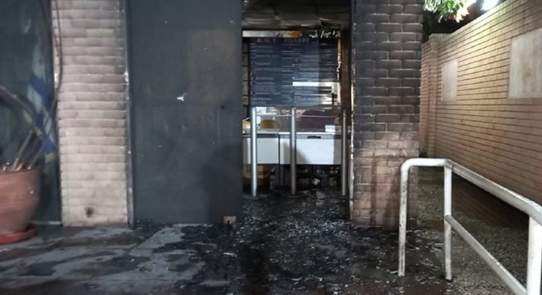 Επίθεση με γκαζάκια στην ΔΟΥ Χολαργού