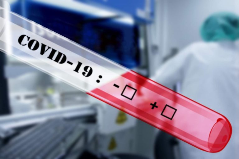 Από 75 self test σε κάθε Φαρμακείο της Ξάνθης για μαθητές Λυκείου και εκπαιδευτικούς