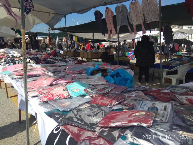 Πόρτο Λάγος-Μικροπωλητές στην λαϊκή αγορά: Υπομονή κι ελπίδα για την μετά Covid εποχή