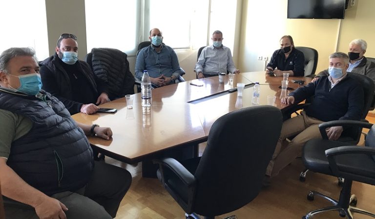 Συνάντηση Επιμελητηρίου Χανίων και Συλλόγου Ιδιοκτητών Τουριστικών Λεωφορείων Δυτικής Κρήτης