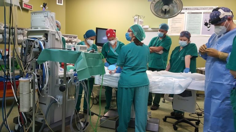 Ηράκλειο: Μεγάλη επιχείρηση για να σωθεί μωρό 36 ημερών