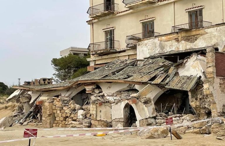 Το θρυλικό ξενοδοχείο King George της Αμμοχώστου στα πρόθυρα της ολοκληρωτικής καταστροφής