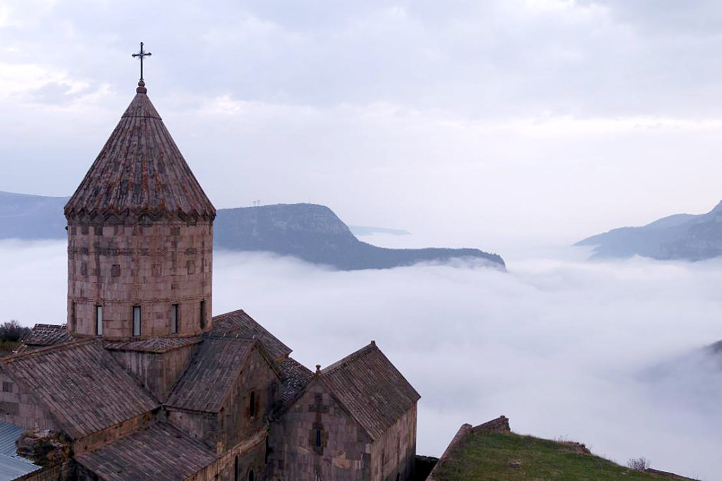 «Τα μοναστήρια της Ευρώπης» – Τη Μεγάλη Εβδομάδα προβάλλεται η νέα σειρά ντοκιμαντέρ στην ΕΡΤ2