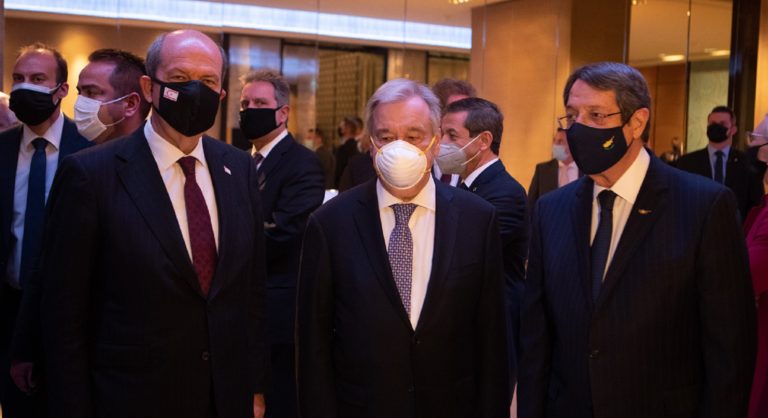 Άτυπη πενταμερής για Κυπριακό: Στο τραπέζι των διαπραγματεύσεων (video)