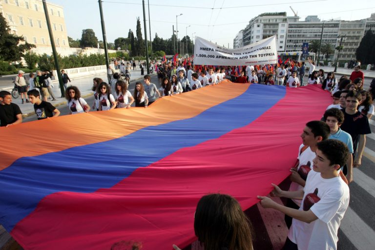 Αναταράξεις στην Τουρκία μετά την αναγνώριση της γενοκτονίας των Αρμενίων από τις ΗΠΑ