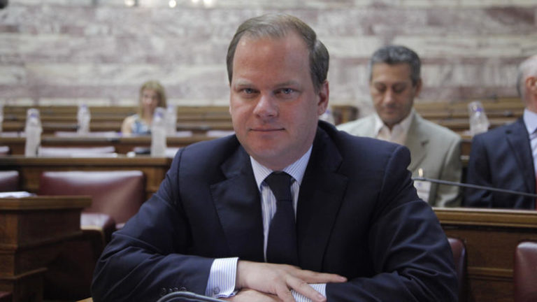 Κώστας Αχ. Καραμανλής για διαβίβαση της δικογραφίας για τα Τέμπη στη Βουλή: «Είμαι βέβαιος για την αθωότητά μου»