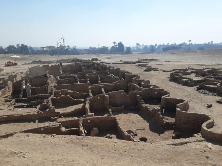 Αρχαιολόγοι έφεραν στο φως μια «αιγυπτιακή Πομπηία»