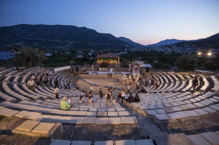 Φεστιβάλ Αθηνών και Επιδαύρου: Διακαλλιτεχνικό ερευνητικό πρόγραμμα για το Αρχαίο Δράμα