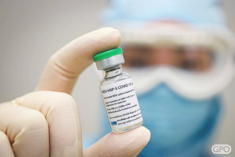 Κορονοϊός: Υπό δοκιμή σε τέσσερις χώρες ένα νέο αποτελεσματικό και φθηνό «εμβόλιο των φτωχών»