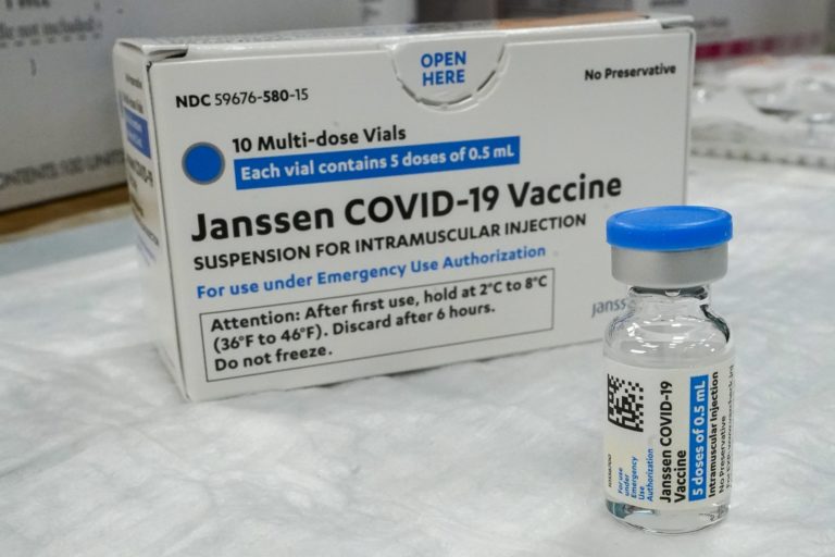 Στις 20 Απριλίου τα συμπεράσματα του ΕΜΑ για το εμβόλιο της Johnson & Johnson
