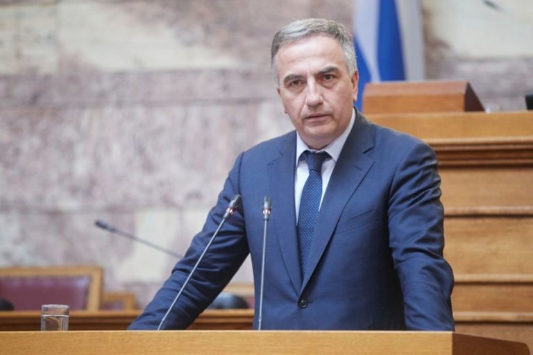 Σ. Καλαφάτης: Προσεκτικά βήματα για το άνοιγμα των συνόρων (audio)