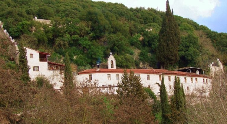 Προσφορά αγάπης από Ένωση Αστυνομικών Ιωαννίνων στη Μονή Ντουραχάνης