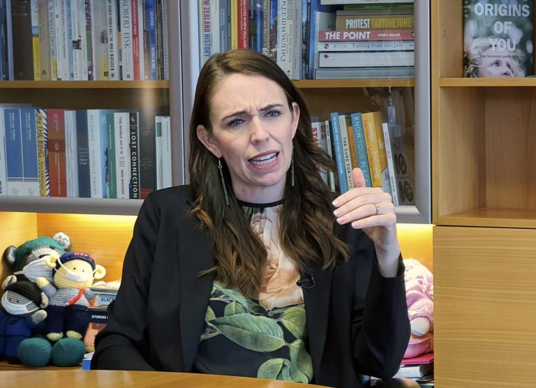 Πρωθυπουργός Ν. Ζηλανδίας: Προειδοποιεί για «στρατιωτικοποίηση» του Ειρηνικού από το σχέδιο της Κίνας στα Νησιά Σολομώντα