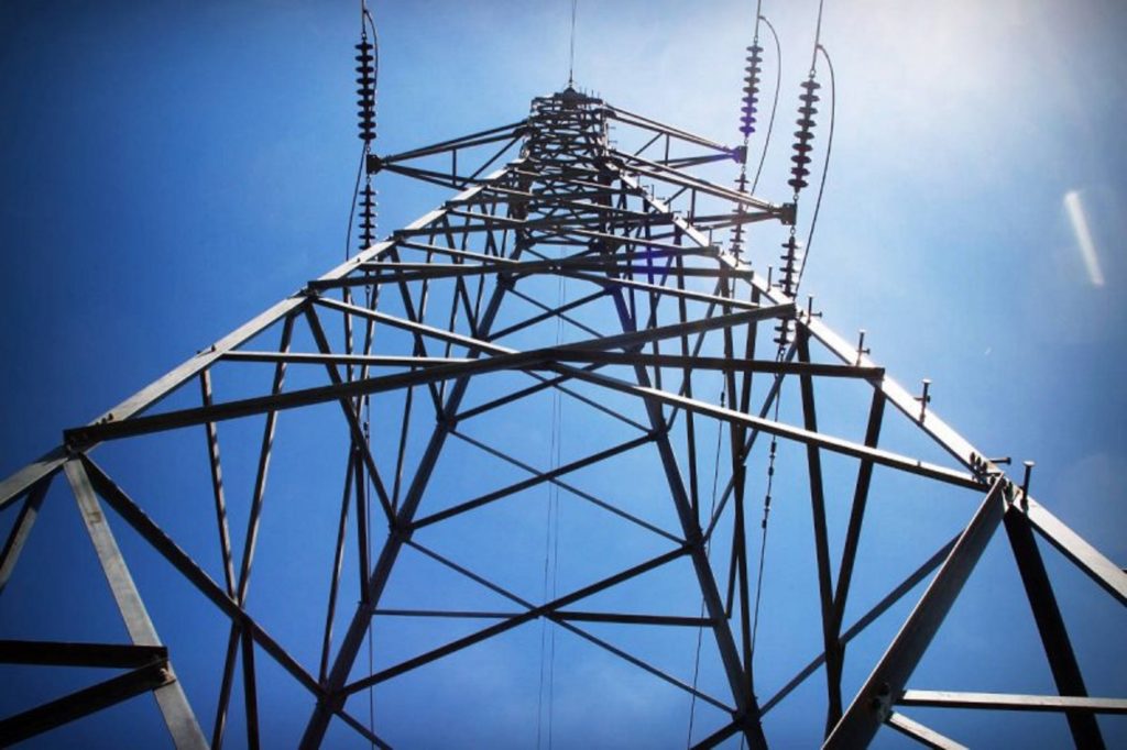 ΡΑΕ: Αυξομειώσεις αναμένονται στις χρεώσεις χρήσης δικτύων ενέργειας