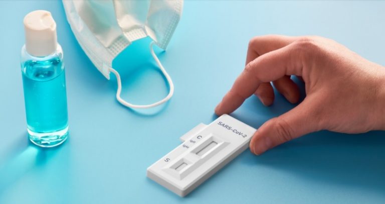 Δωρεάν rapid test σήμερα Μεγάλη Πέμπτη στο πρώην στρατόπεδο Παύλου Μελά