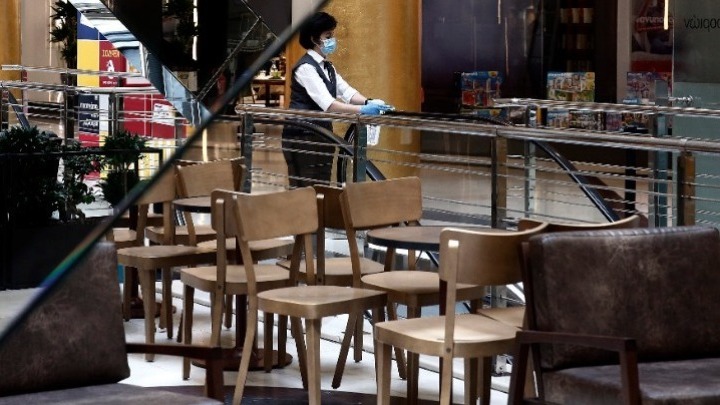 Τα μέτρα στήριξης της εστίασης συζητήθηκαν σε τηλεδιάσκεψη
