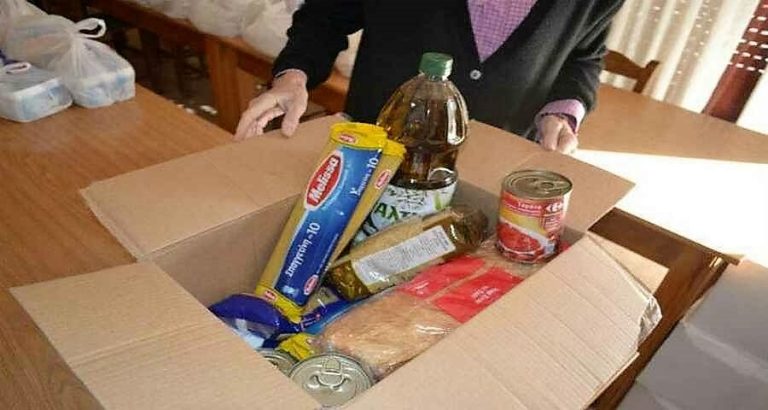 Διανομή τροφίμων ΤΕΒΑ από το Δήμο Βόλου