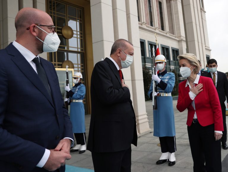 Κομισιόν: Εάν η Τουρκία επιστρέψει σε μονομερείς ενέργειες η ΕΕ θα υπερασπιστεί τα συμφέροντα των κρατών – μελών της