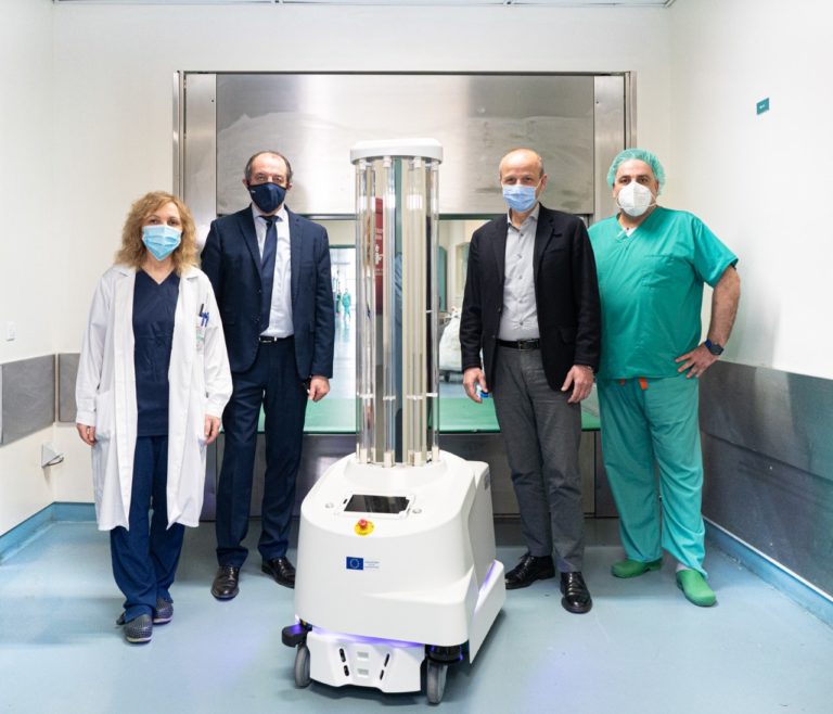 Το ρομπότ Τάλως ξεκινά… απολύμανση στο νοσοκομείο “Παπαγεωργίου”