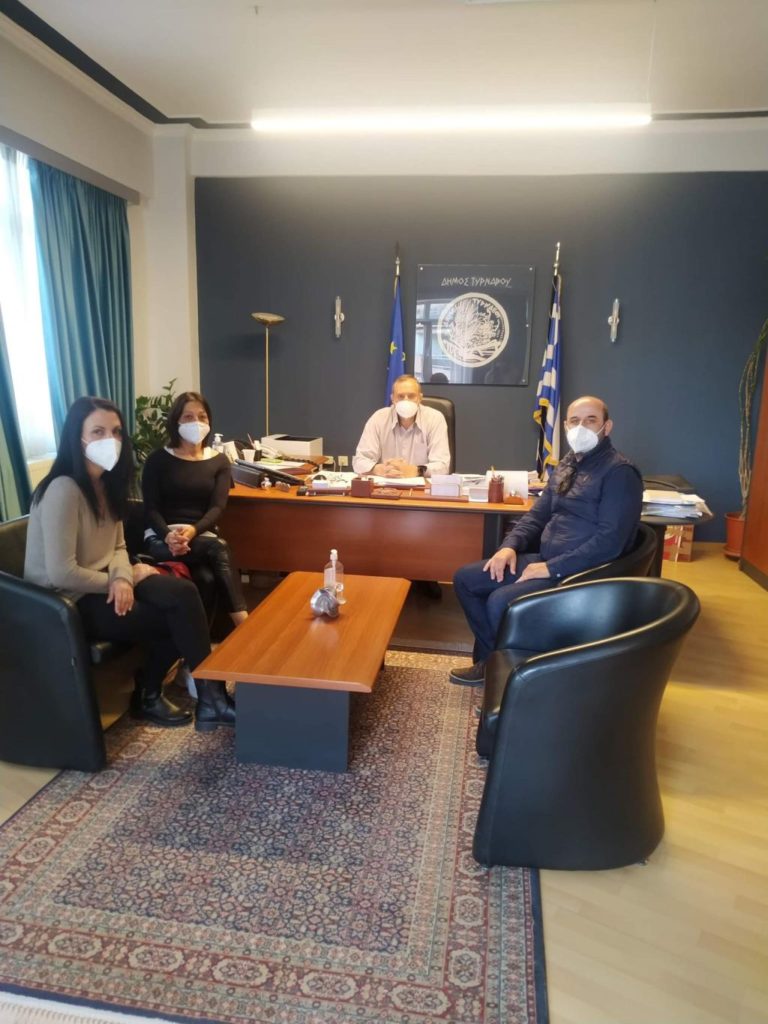 Στον Δήμαρχο Τυρνάβου ο Διευθυντής της ΘΕΨΥΠΑ
